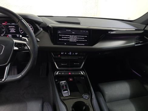 Used 2024 Audi e-tron GT Premium Plus AWD/4WD image 12