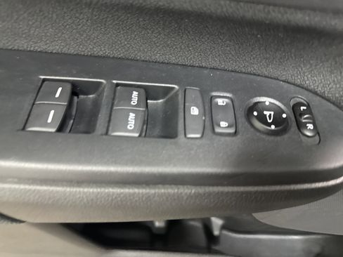 Used 2017 Honda CR-V EX image 26