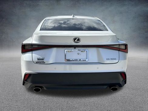 Used 2024 Lexus IS 300 w/ Comfort Package RWD image 6