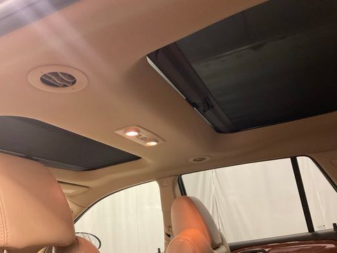 Used 2012 Buick Enclave Leather AWD/4WD image 29