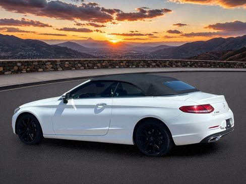 Used 2017 Mercedes-Benz C 300 4MATIC Cabriolet image 4