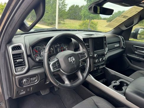 Used 2019 RAM 1500 Big Horn RWD image 13