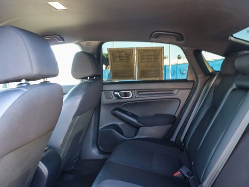 Certified 2025 Honda Civic Sport image 19