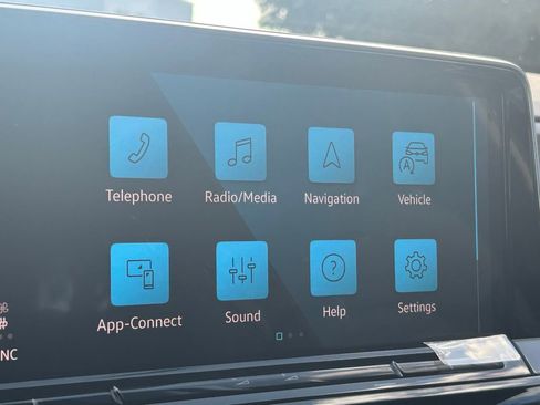 New 2026 Volkswagen Atlas SE image 15