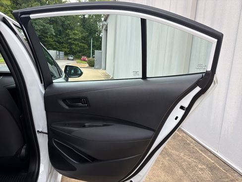 Used 2026 Toyota Corolla LE FWD image 16