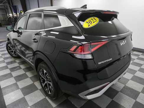 Used 2023 Kia Sportage EX image 10