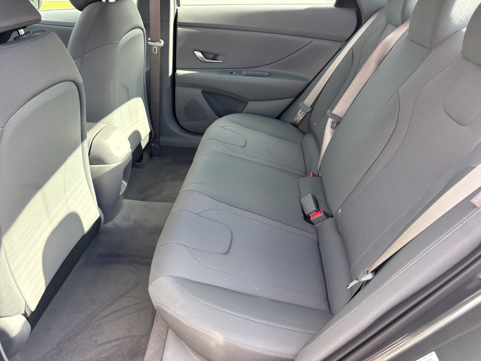 New 2026 Hyundai Elantra SE FWD image 14