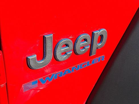 Certified 2025 Jeep Wrangler Unlimited Sport S 4xe AWD/4WD image 30