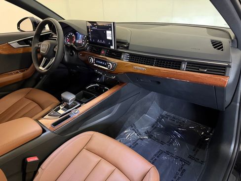 Certified 2025 Audi A4 2.0T Premium w/ Convenience Package image 32