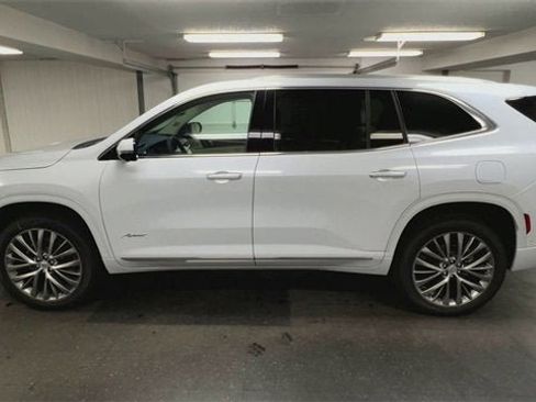 New 2026 Buick Enclave Avenir w/ Super Cruise Package image 5