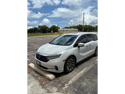 Used 2023 Honda Odyssey EX-L image 1