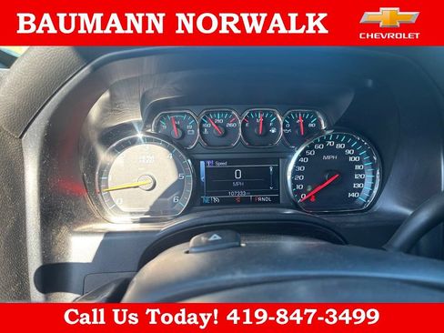 Used 2018 Chevrolet Silverado 1500 LT w/ All Star Edition AWD/4WD image 25