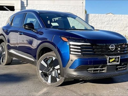 New 2026 Nissan Kicks SR image 13