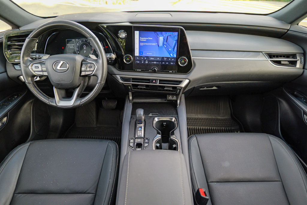Used 2023 Lexus RX 350 Premium w/ Accessory Package AWD/4WD image 40
