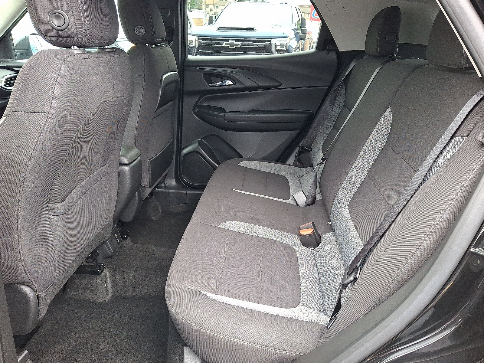 Used 2023 Chevrolet TrailBlazer LT w/ Convenience Package AWD/4WD image 11