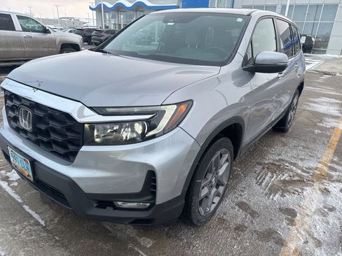 Used 2023 Honda Passport EX-L image 5