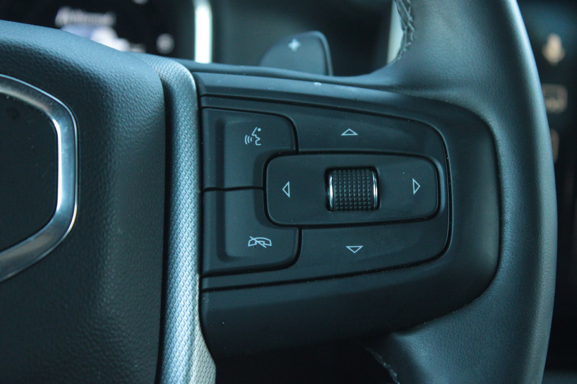 Used 2023 GMC Sierra 1500 Denali AWD/4WD image 35