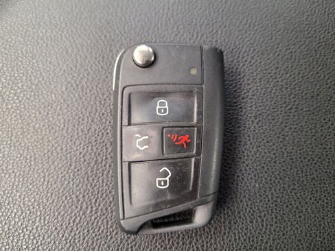 Used 2024 Volkswagen Jetta S FWD image 32