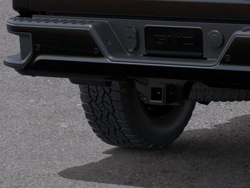 New 2025 GMC Sierra 2500 Denali w/ Denali Reserve Package image 14