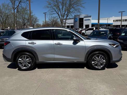 Used 2025 Acura ADX AWD image 3