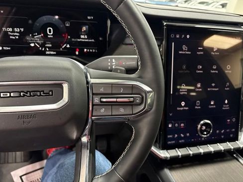 Used 2024 GMC Acadia Denali FWD image 26