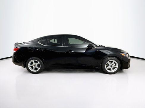 Used 2024 Nissan Sentra S FWD image 2