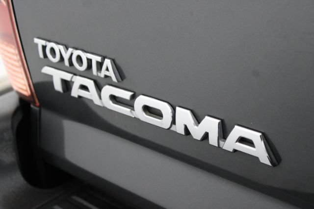 Used 2015 Toyota Tacoma PreRunner w/ Convenience Package RWD image 9