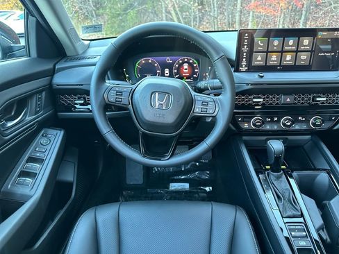 New 2025 Honda Accord EX-L image 15