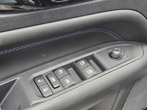 New 2026 Jeep Compass Latitude image 13