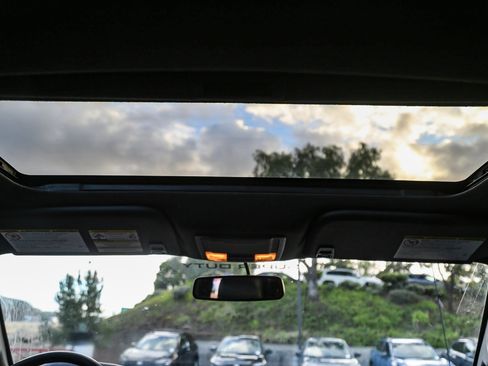 Used 2013 Ford F450 Lariat w/ Lariat Ultimate Pkg image 19