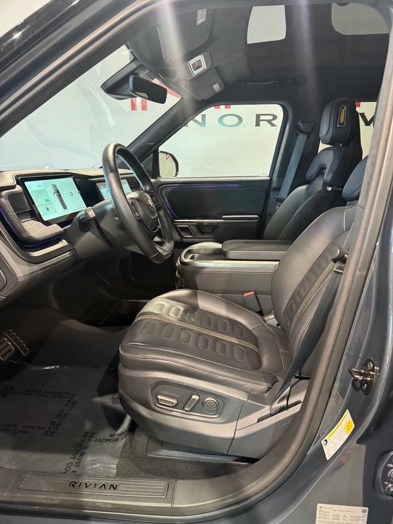Used 2024 Rivian R1T Adventure Dual AWD/4WD image 12