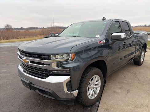Used 2019 Chevrolet Silverado 1500 LT w/ All-Star Edition image 3