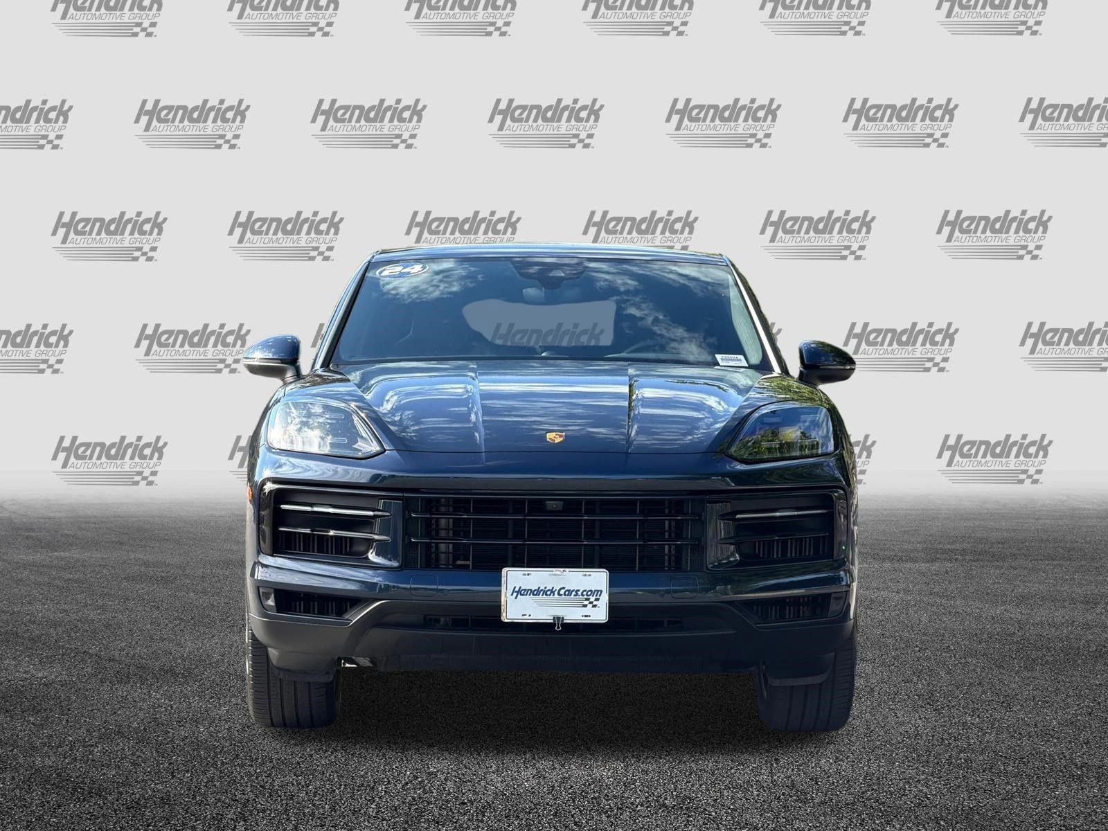 Used 2024 Porsche Cayenne Coupe AWD/4WD image 10