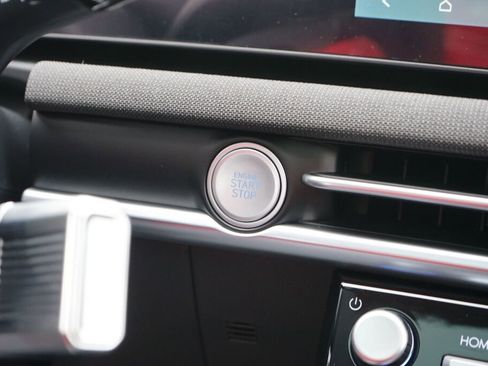 New 2026 Hyundai Tucson Limited image 25