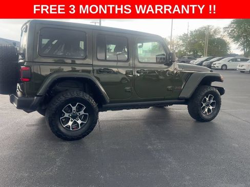 Used 2022 Jeep Wrangler Unlimited Rubicon w/ LED Lighting Group AWD/4WD image 8