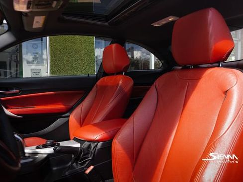 Used 2015 BMW M235i Coupe image 22