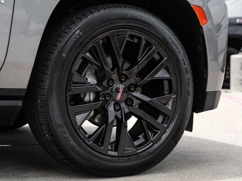 Used 2021 GMC Yukon XL Denali w/ Denali Premium Package RWD image 66