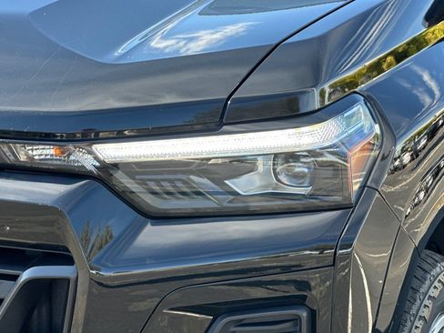 Used 2023 Chevrolet Colorado Z71 w/ Z71 Convenience Package 2 AWD/4WD image 51