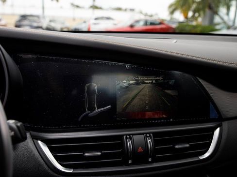 New 2025 Alfa Romeo Giulia AWD w/ Driving Assist Package image 15