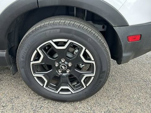 Used 2025 Ford Bronco Sport Outer Banks w/ Outer Banks Tech Package+ image 6