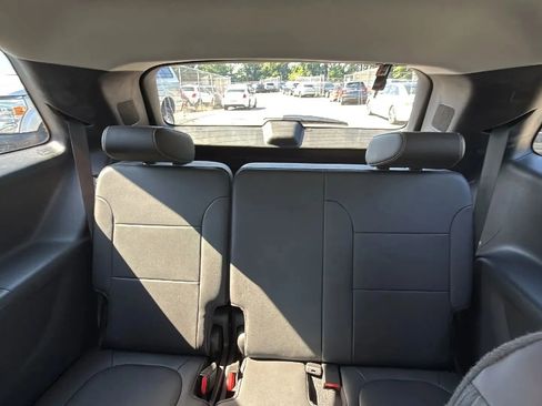 Used 2020 Chevrolet Traverse Premier w/ Redline Edition image 28