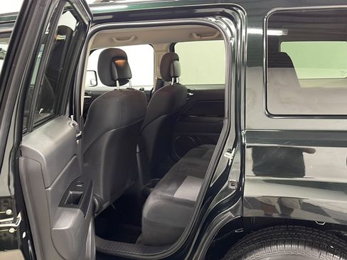 Used 2013 Jeep Patriot Sport w/ PWR Value Group AWD/4WD image 12