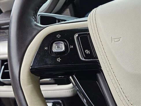 Used 2020 Lincoln Aviator Black Label w/ Dynamic Handling Package image 11