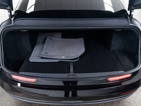 Used 2025 Lucid Air Touring image 8