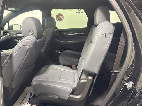 Used 2024 Buick Enclave Essence w/ Sport Touring Edition FWD image 10