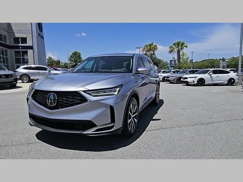 Certified 2026 Acura MDX w/ Technology Package FWD image 33
