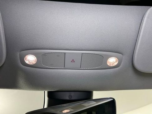 Used 2018 Tesla Model 3 Long Range image 21