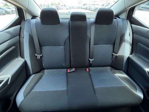 Used 2025 Nissan Versa SV FWD image 37