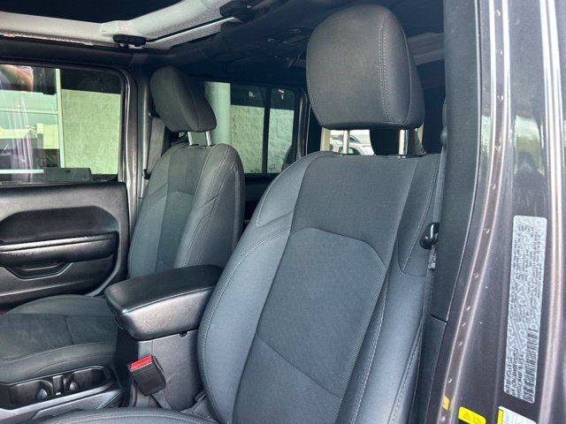 Used 2021 Jeep Wrangler Unlimited Sport AWD/4WD image 23