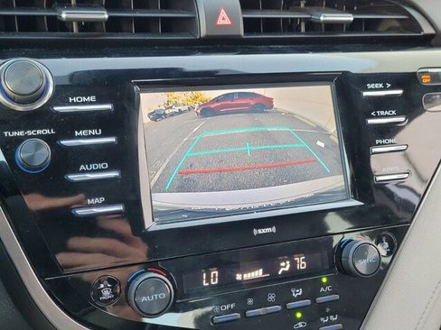 Certified 2020 Toyota Camry LE image 24